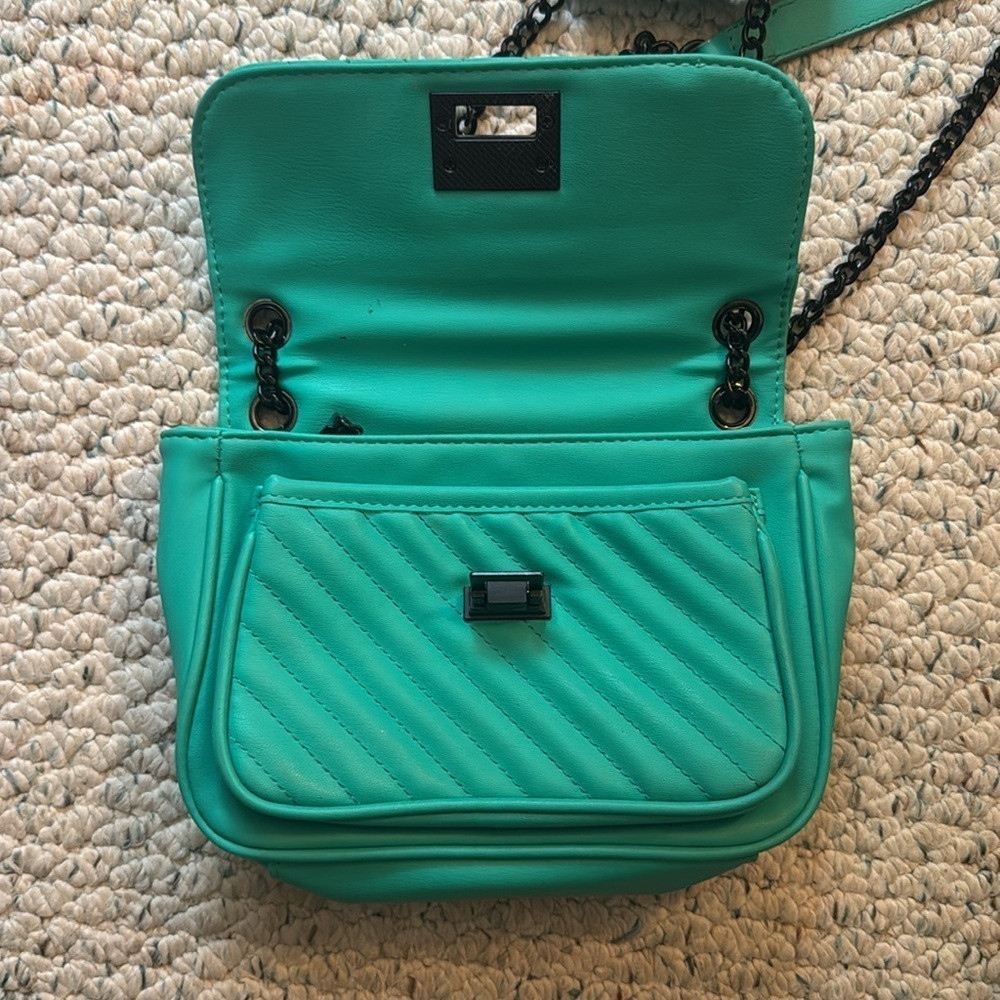 Badgley Mischka Aqua Quilted Bag - Picture 3 of 5